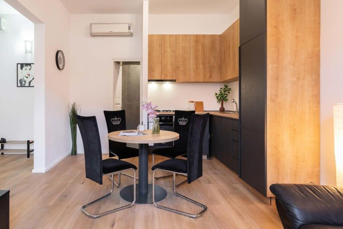 זאגרב Niko And Sofia'S Apartment Urban Stay מראה חיצוני תמונה